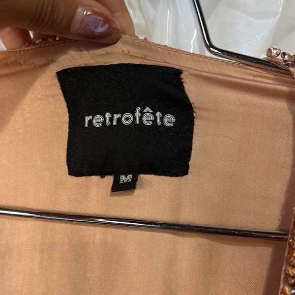 Retrofete - Picture 5 of 10